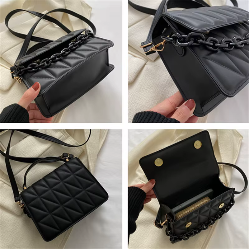 Mini sac fourre-tout carré matelassé chic