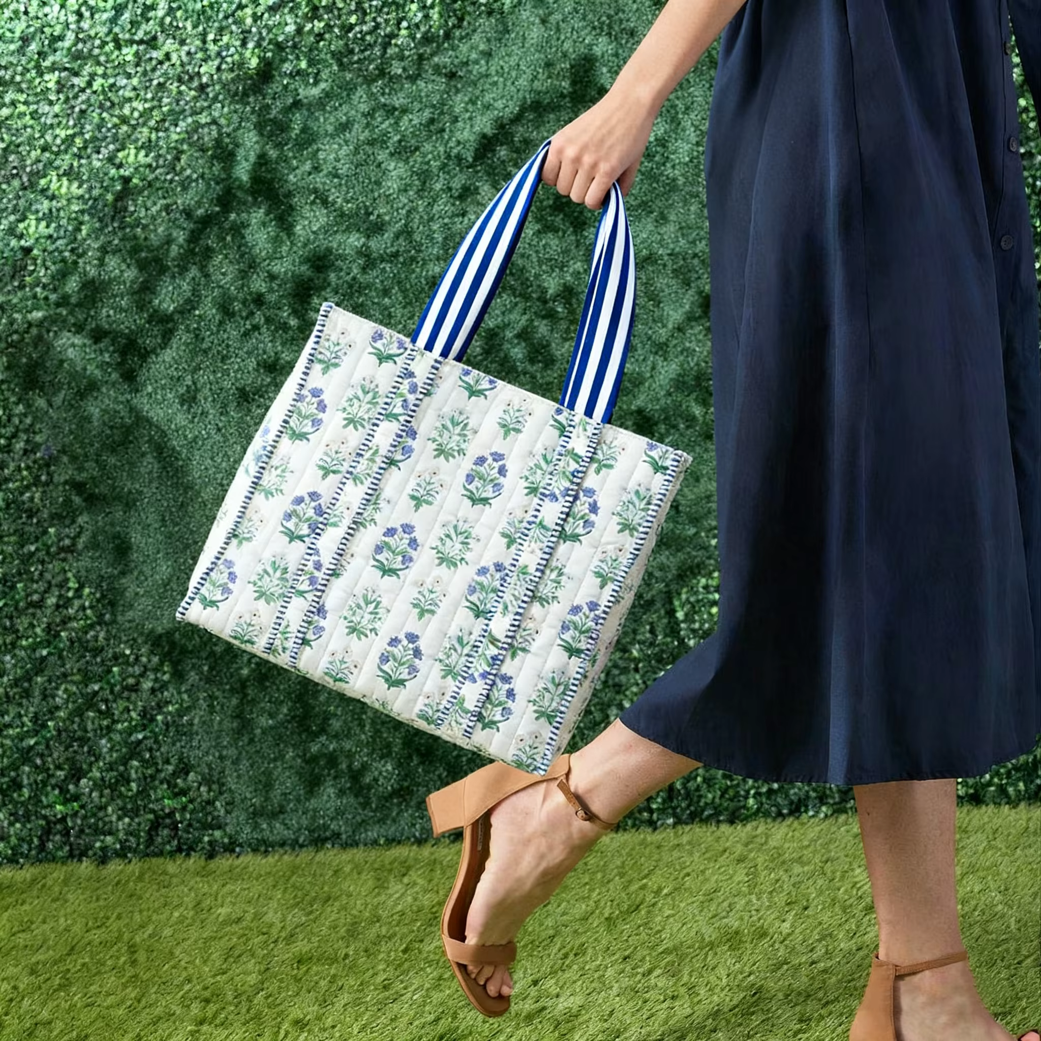 Sac fourre-tout matelassé à fleurs pour femmes