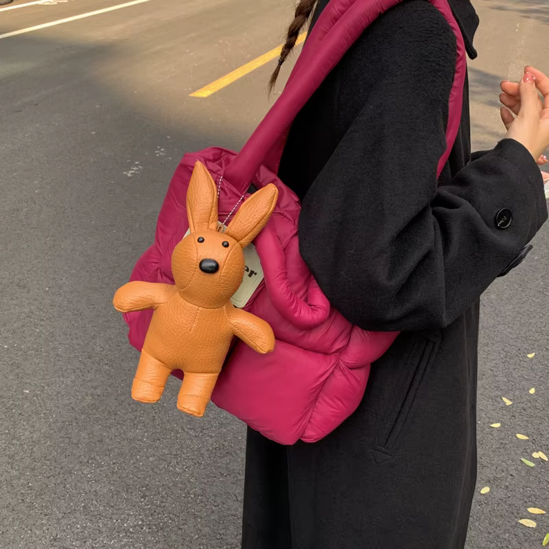 2025 hiver mode Rose rouge espace coton sacs à main femmes grande capacité fourre-tout concepteur plume rembourré dames matelassé sac à bandoulière