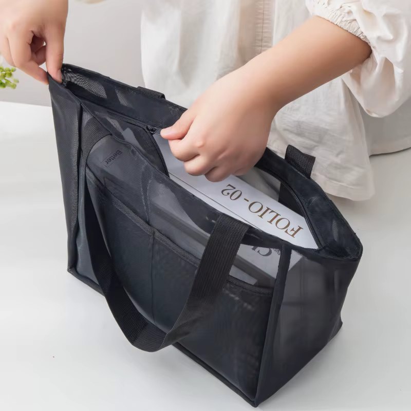 Sac à main en maille avec sac de rangement