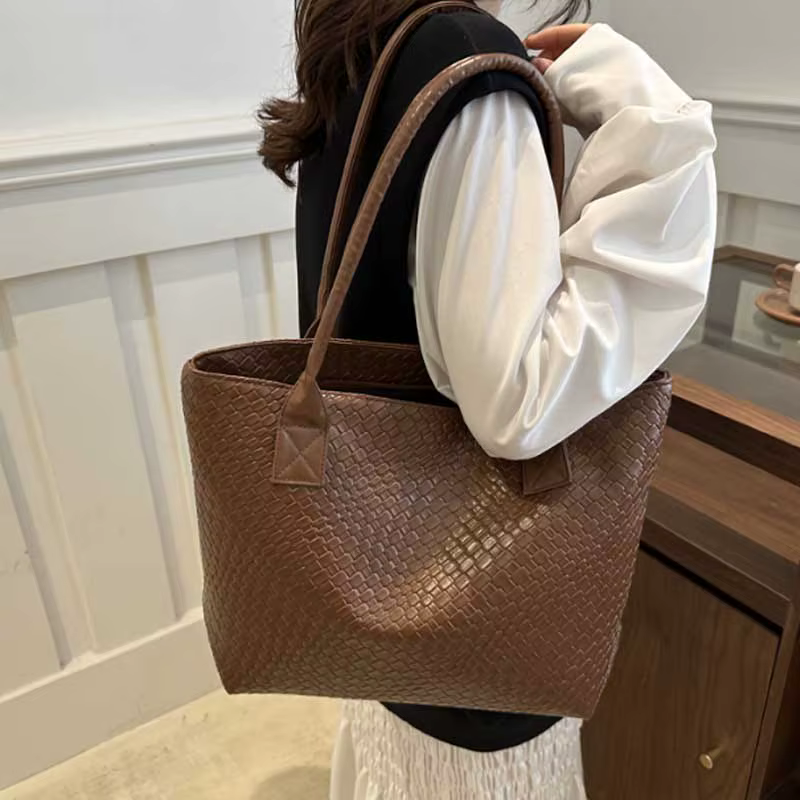 Nouveaux sacs fourre-tout de luxe pour femmes