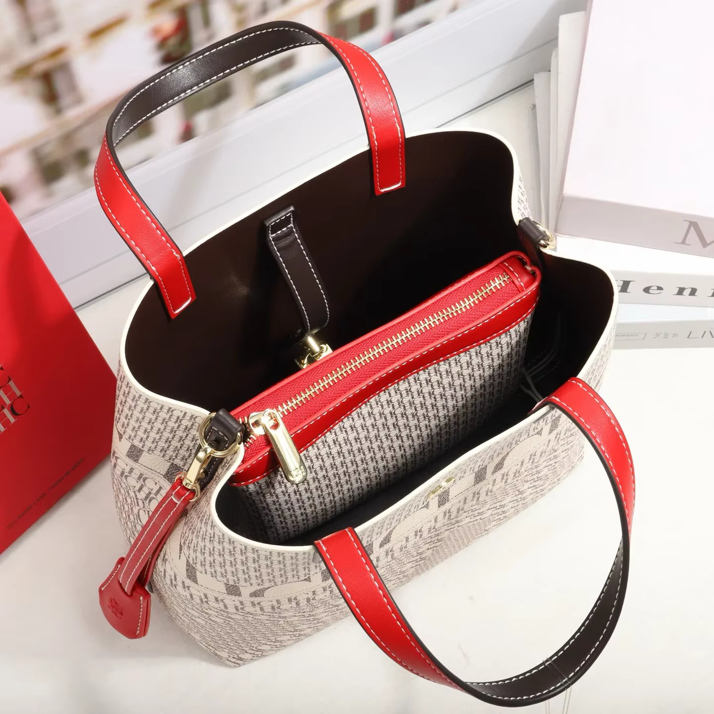 Sac fourre-tout de luxe CH