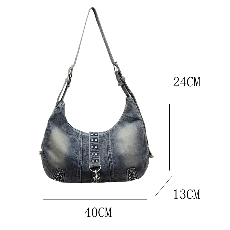 Sac fourre-tout en jean vieilli style vintage pour femme avec accents cloutés