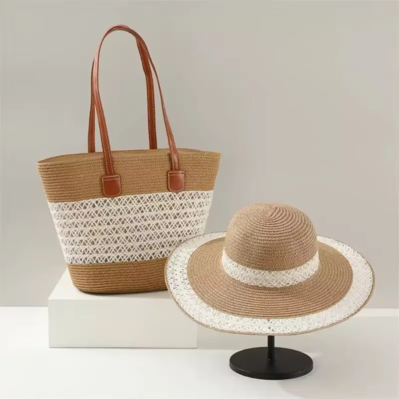 Ensemble sac et chapeau tressés en paille grande capacité pour les voyages en plein air