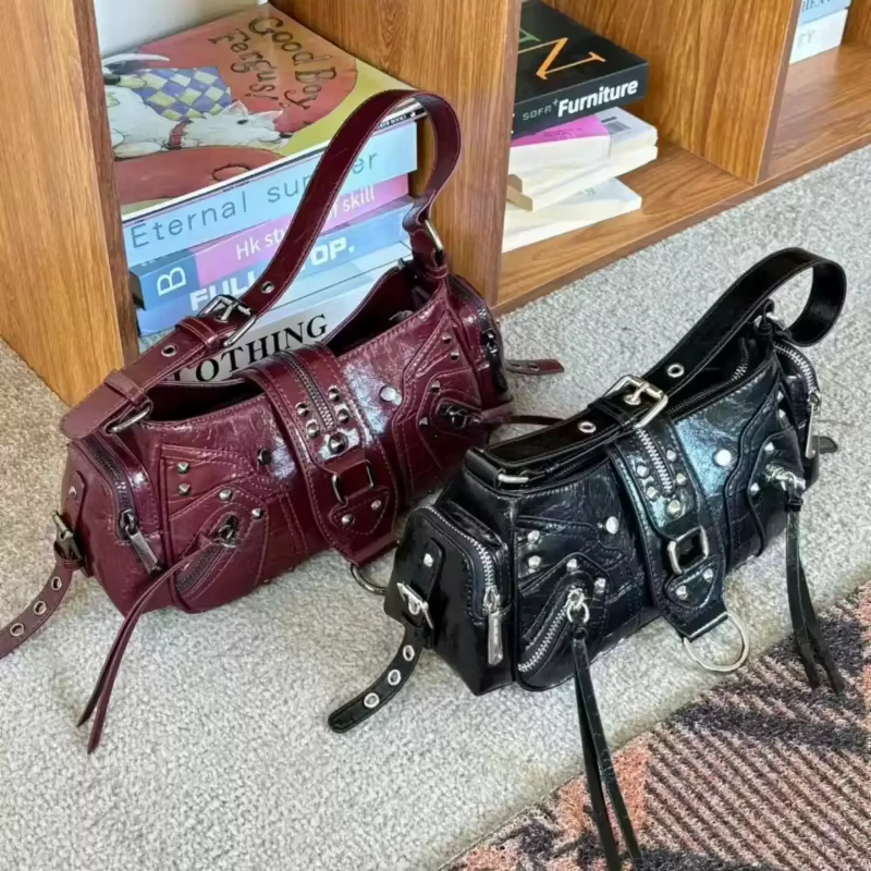 Nouveaux sacs sous les bras pour femmes