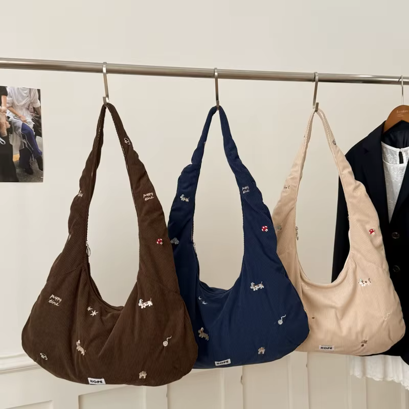 Velours côtelé broderie moraillon fourre-tout décontracté haute capacité trajet Simple sacs à bandoulière 2026 nouveaux