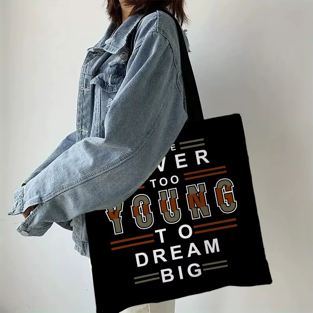 Sac fourre-tout géométrique noir et blanc pour femme