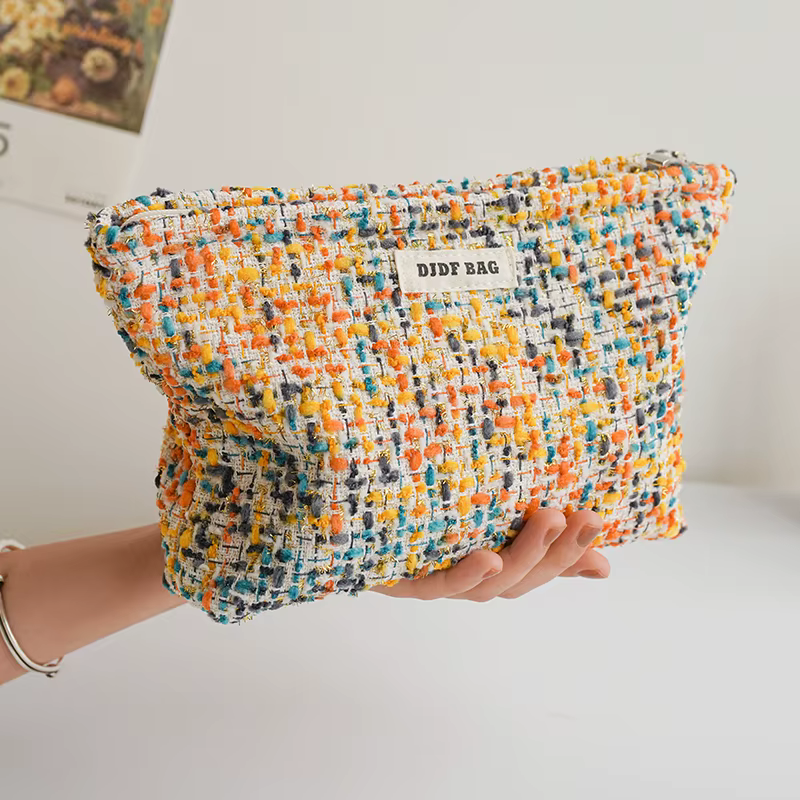 Sac à cosmétiques en peluche jaune pour femmes