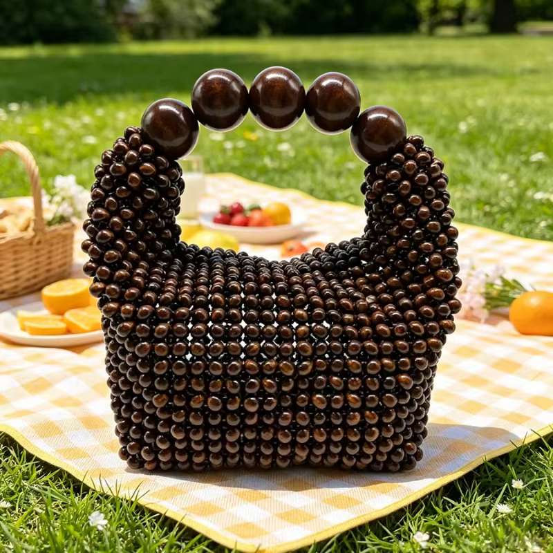 Sac fourre-tout vintage français en bois perlé