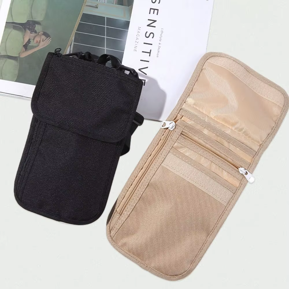 Khaiki – sac de passeport suspendu noir