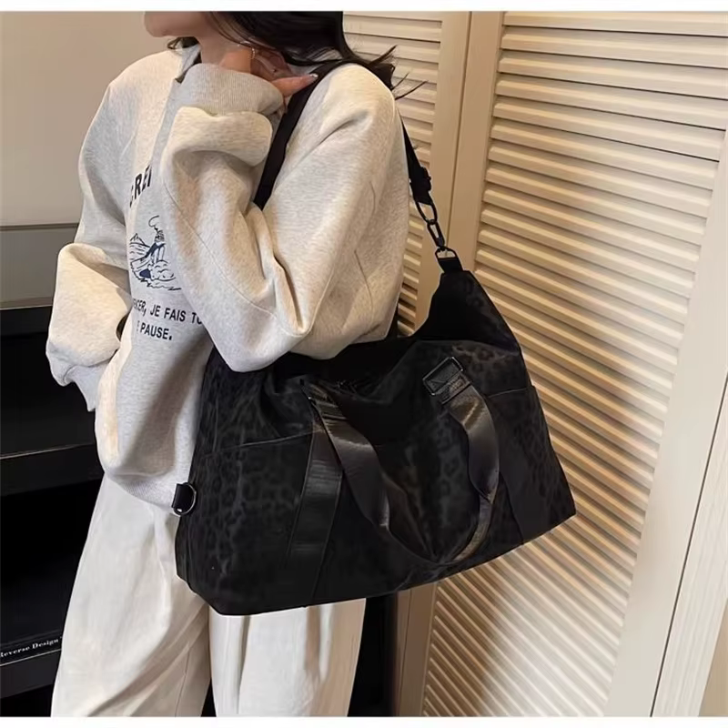 Sac à bandoulière grande capacité à imprimé léopard pour femme