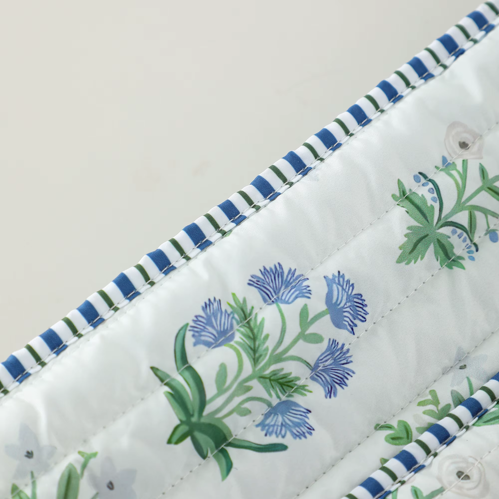Sac fourre-tout matelassé à fleurs pour femmes