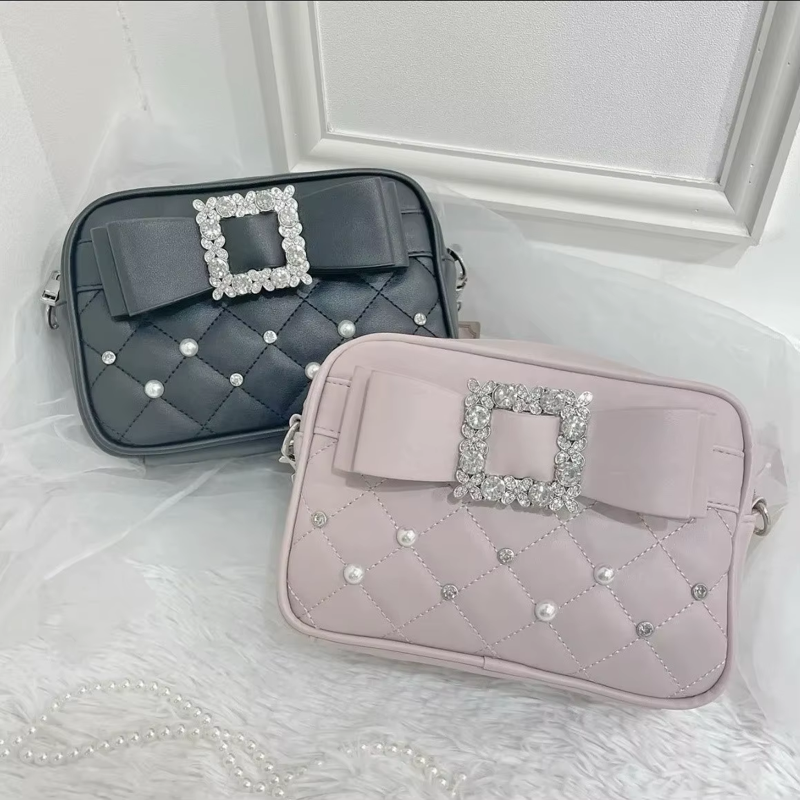 Sac carré rose avec nœud en diamant pour femmes