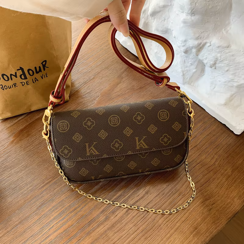 Sac à aisselles à chaîne pour femmes