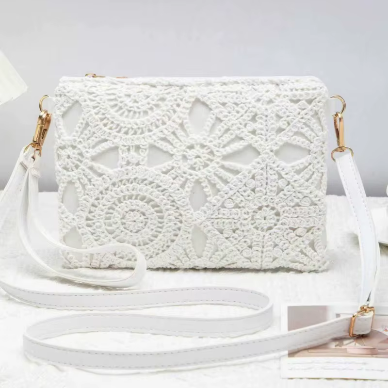 Sac à bandoulière tressé ajouré style bohème 2026