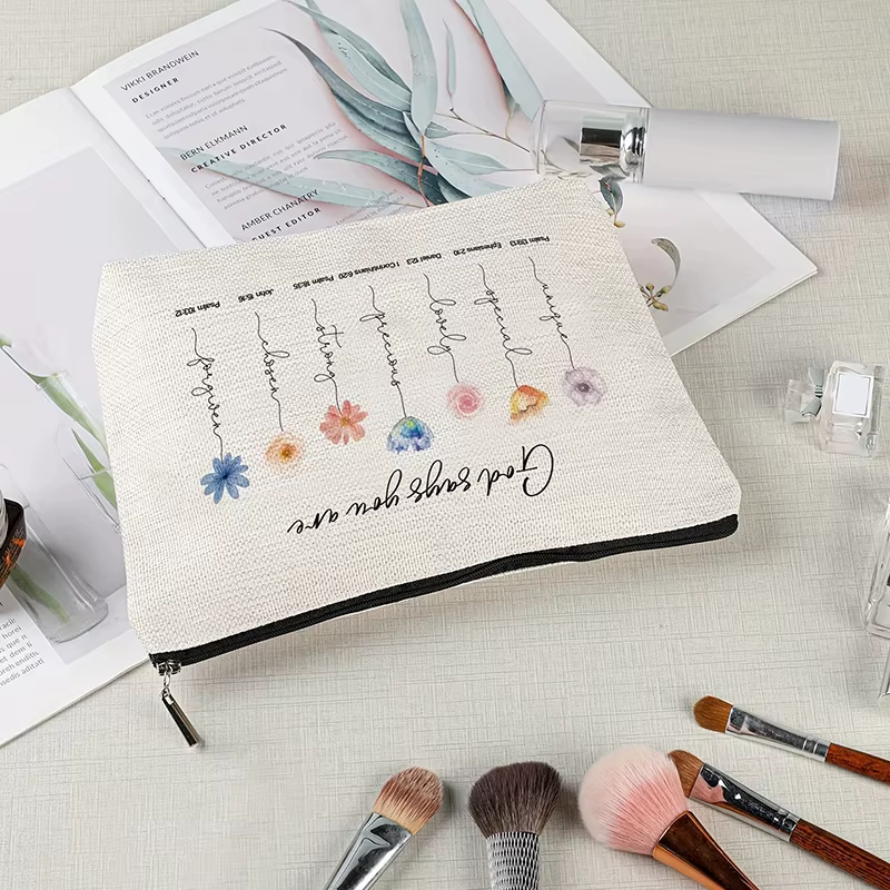 Pochette à maquillage avec inscription « Vous êtes une révélation de Dieu »