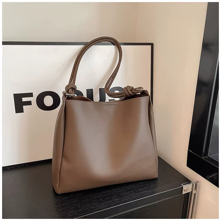 Sac seau tendance grande capacité pour femme