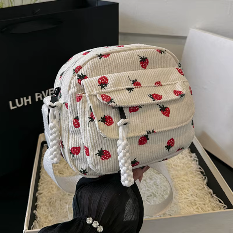 Mignon fraise sac à bandoulière décontracté fermeture éclair à la mode sac