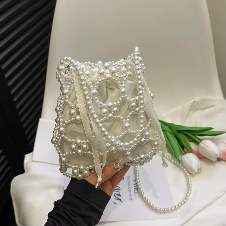 Sac à main chic pour femme avec perles