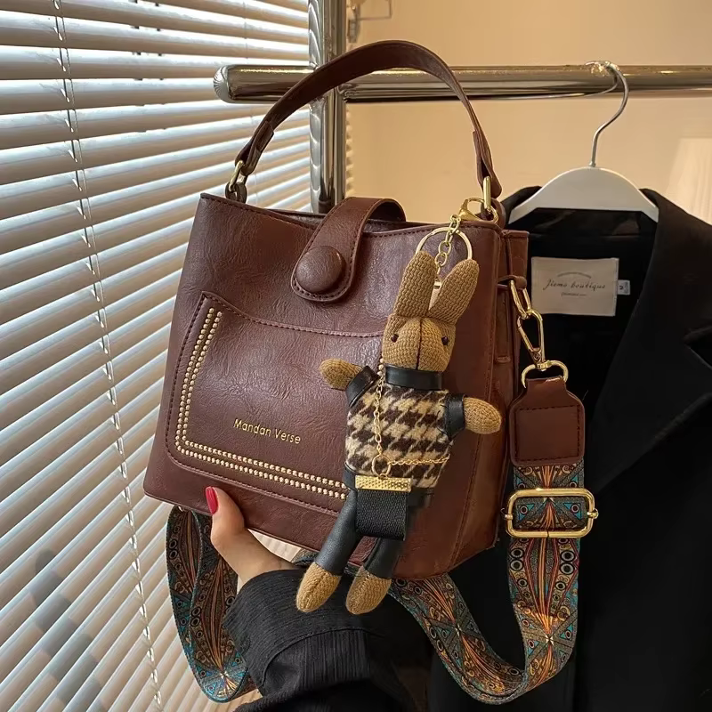 Petit sac à bandoulière vintage simple en cuir PU pour femme