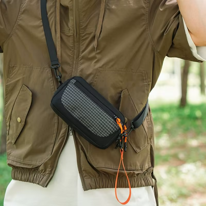 Petit sac à bandoulière compact