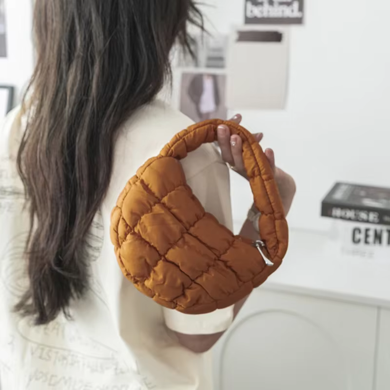 Sac à main tendance en nylon rembourré
