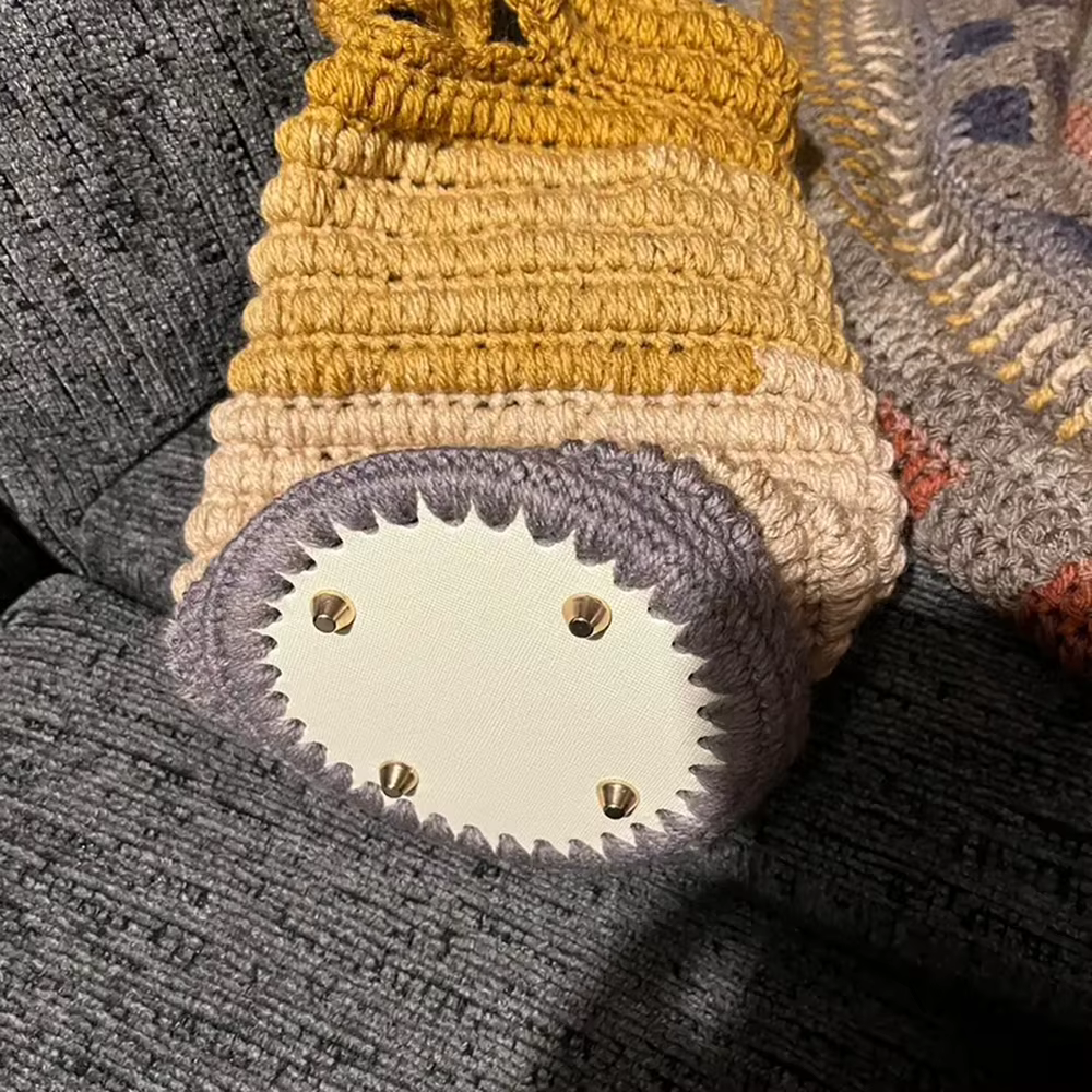 Fond de sac tricoté ovale