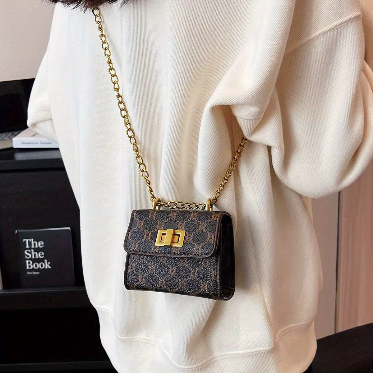 Mini sac à bandoulière élégant avec motif géométrique