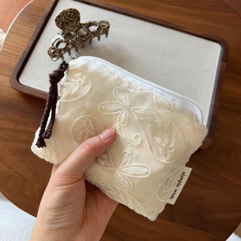 Mini sac de maquillage rétro brodé en dentelle pour femmes