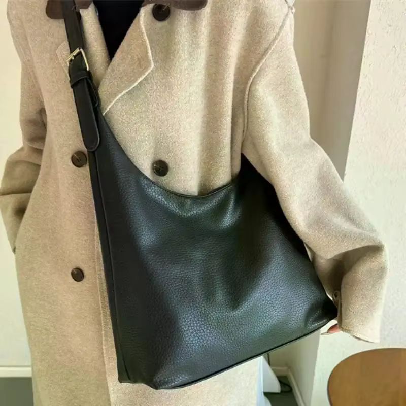 Sac fourre-tout en cuir tendance pour femmes