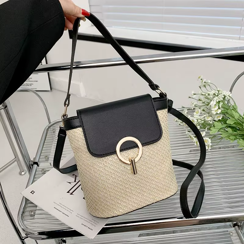 Mode française nouveau seau en forme de main femmes sac tissé creux multi-fonctionnel unique épaule sac à bandoulière