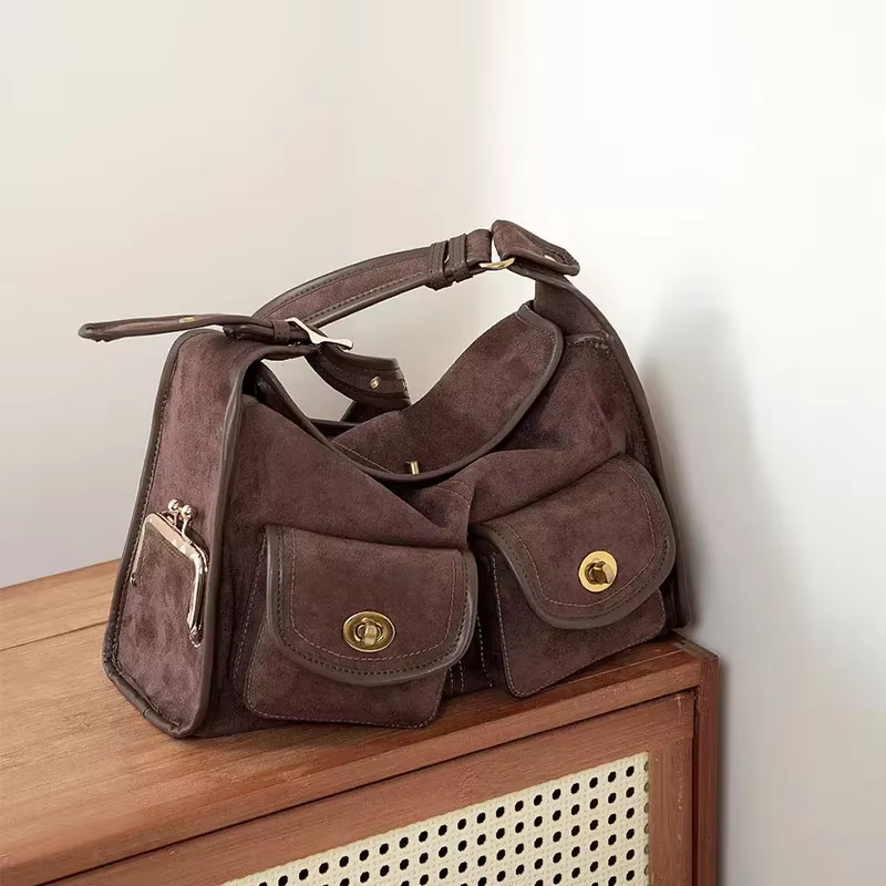 Sac sous les bras en daim rétro