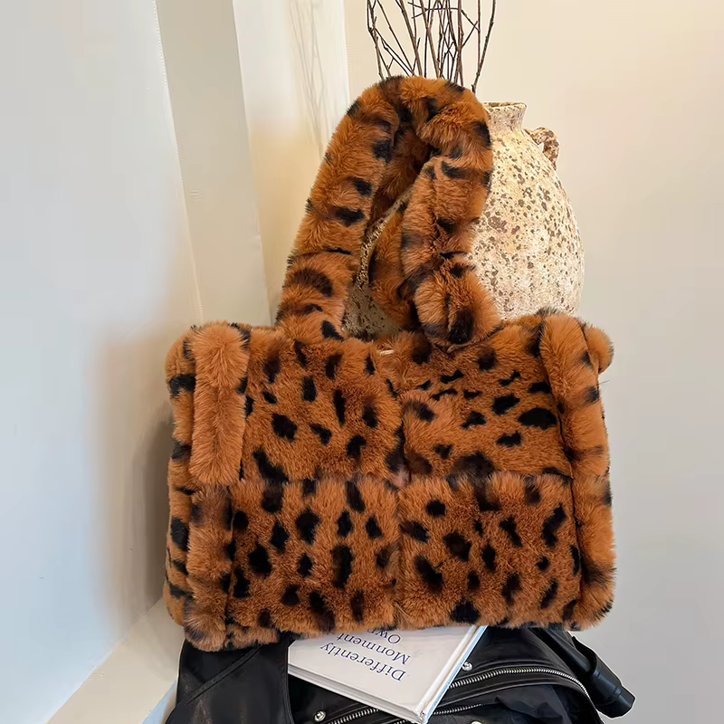 Sac à main de luxe en fausse fourrure pour femmes