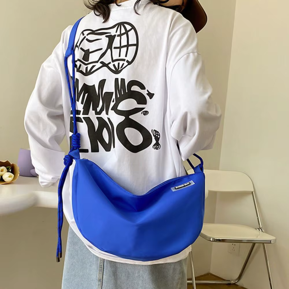Sac à Bandoulière en Nylon en Forme de Demi-Lune