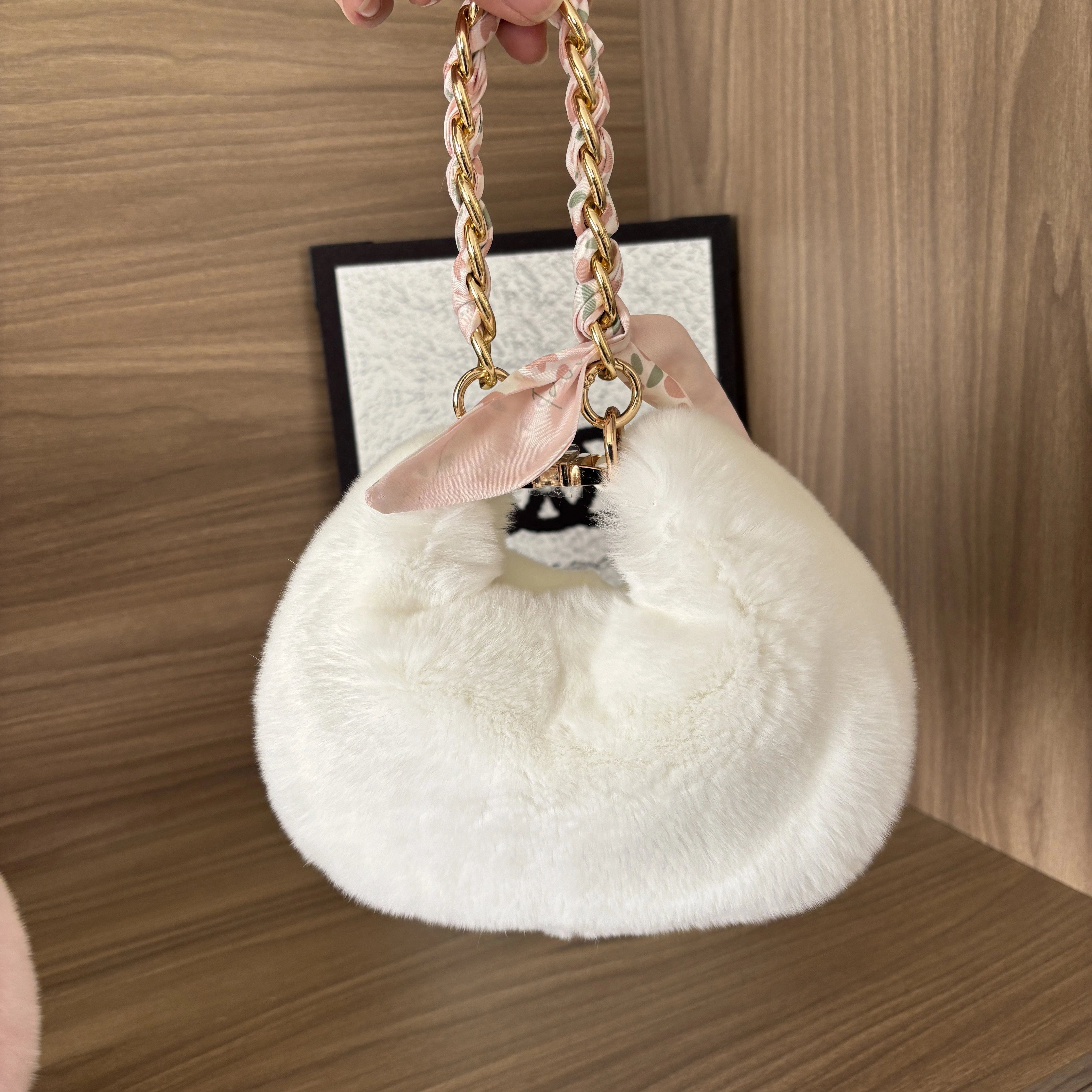 Petit sac en vraie fourrure pour femme