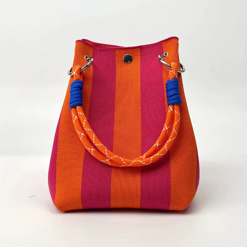 Sac seau tissé multicolore