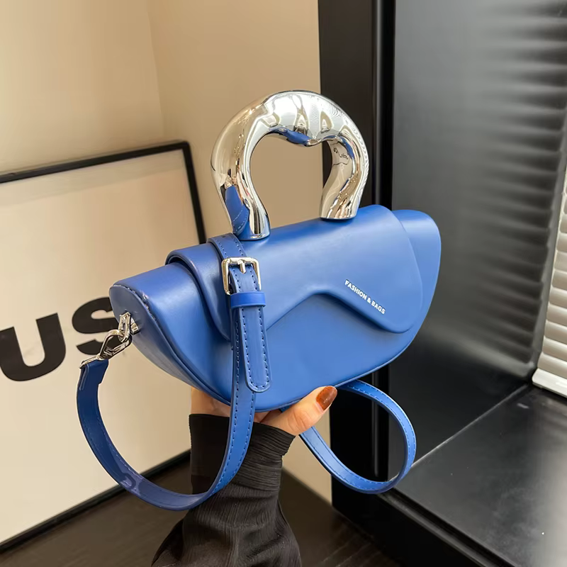 Klein bleu sacs à bandoulière pour femmes de luxe concepteur sac de selle de haute qualité en cuir Pu sac à main dame sac argent poignée courte fourre-tout