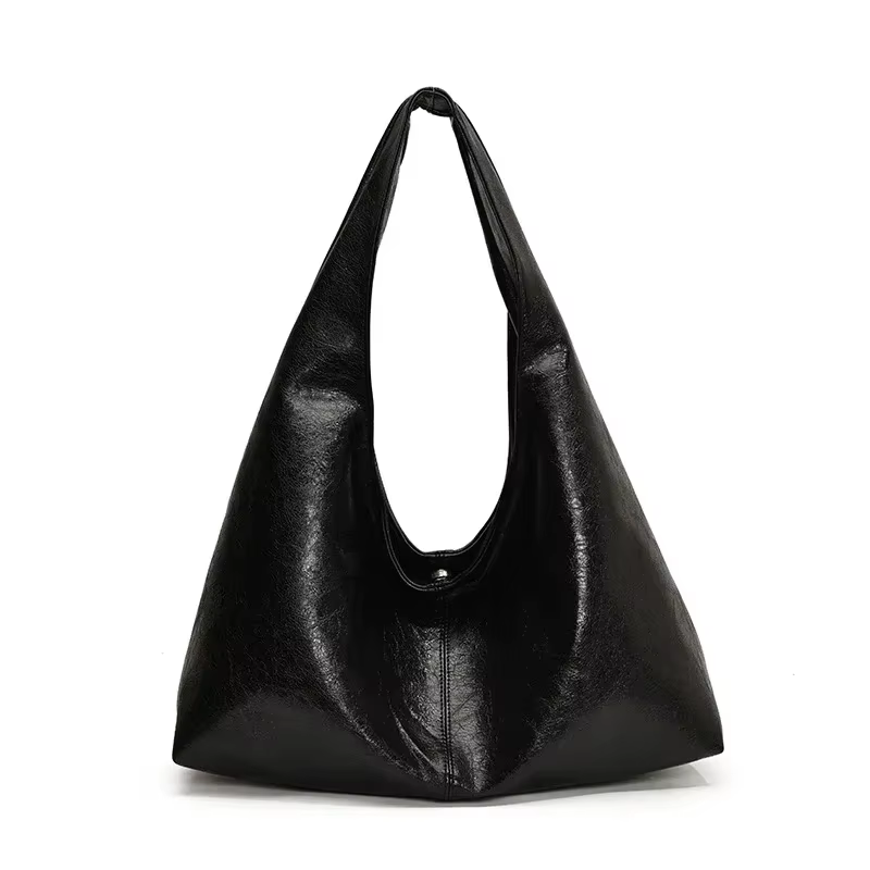 Grands sacs à bandoulière noirs pour femmes