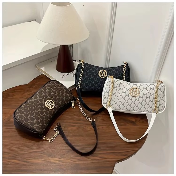 Sac carré simple tendance 2026 pour femme