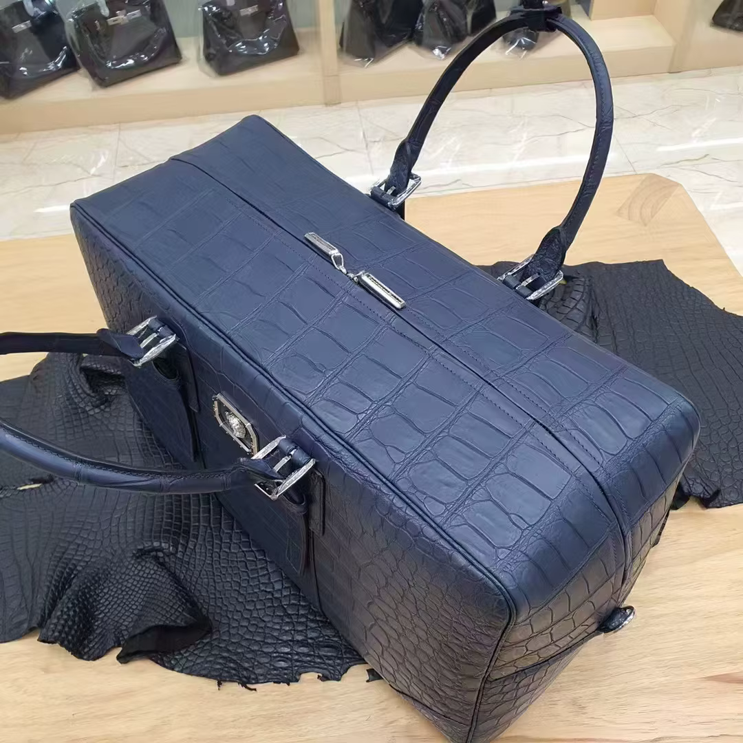 Sac de voyage de luxe en cuir de Crocodile véritable marron