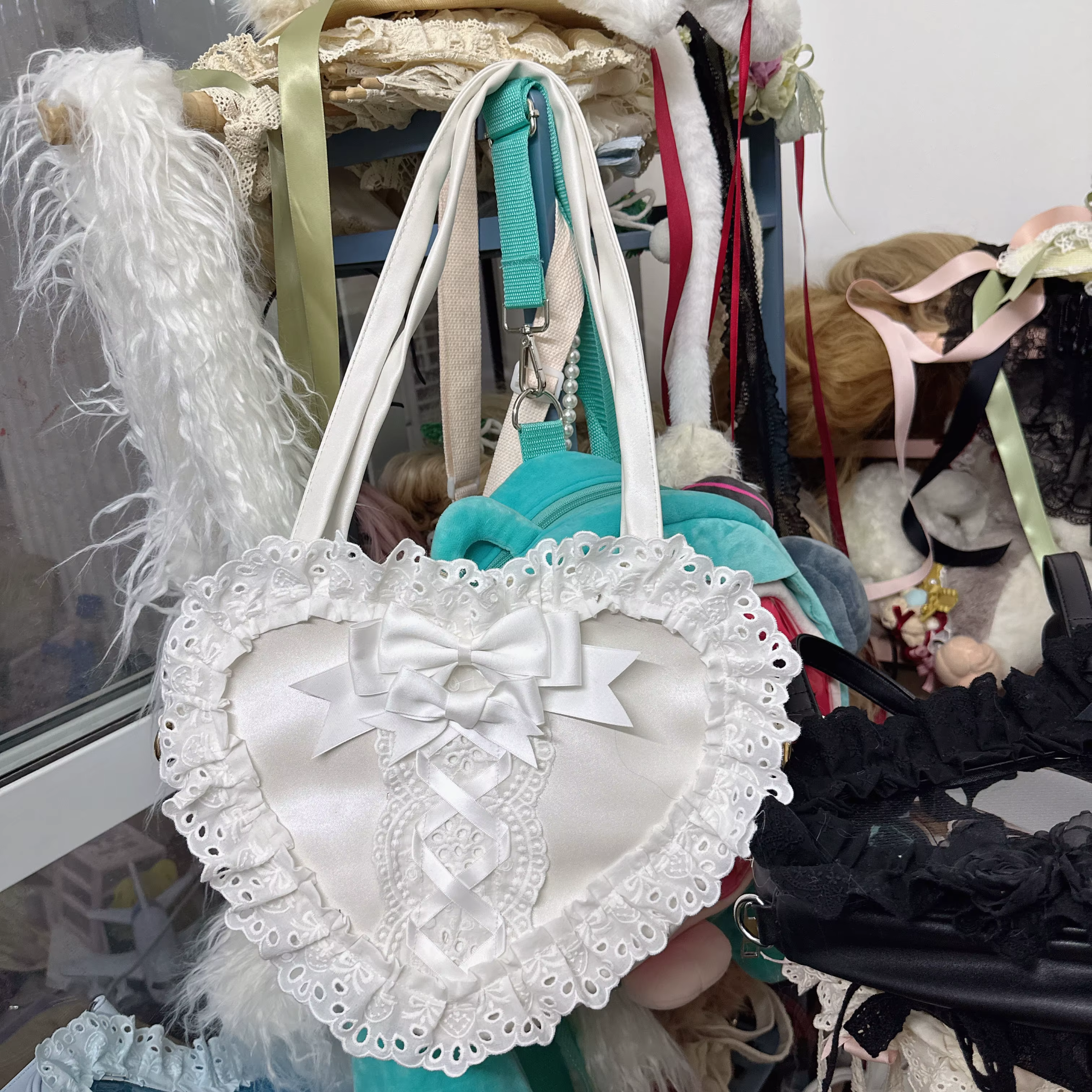 Lolita fait à la main amour coeur dentelle fleur mignon sac à bandoulière douce fille étudiants arc fourre-tout sacs