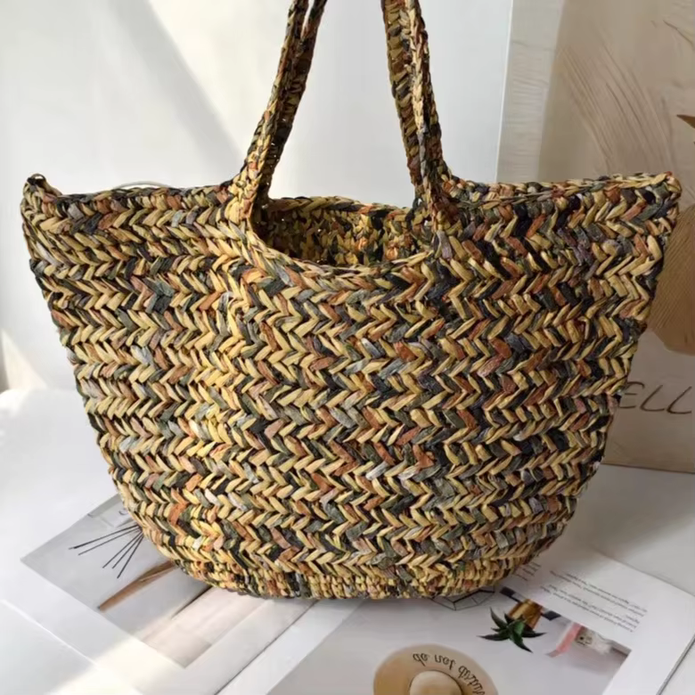 Nouveau Sac de Plage Tressé à la Main Tendance 2026 – Grand Sac Fourre-Tout Bohème Décontracté pour Voyage