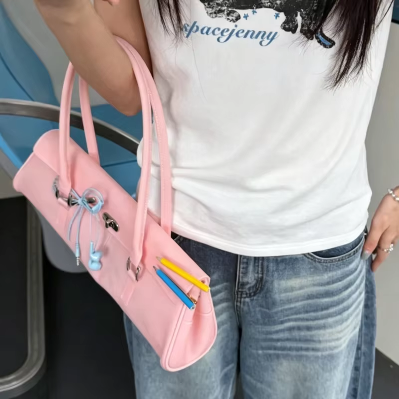 Sac bandoulière texturé en PVC à pois et blocs de couleur