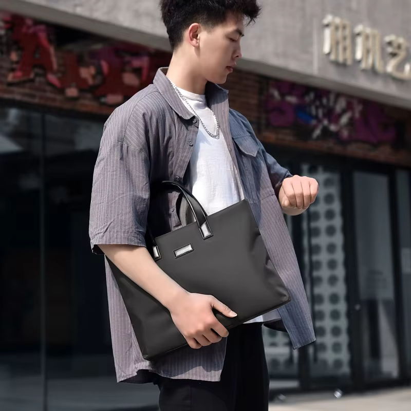 Sac à main à poches multiples