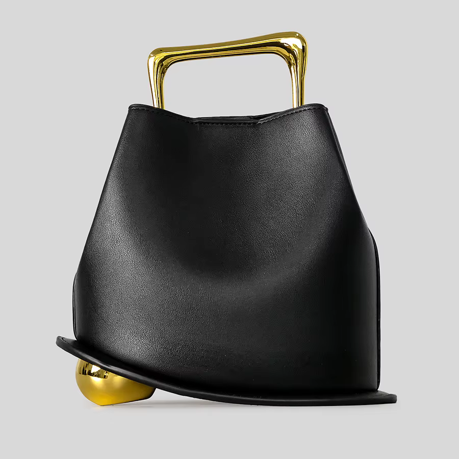 Sac seau irrégulier pour femme en cuir doré métallisé avec base en boule dorée