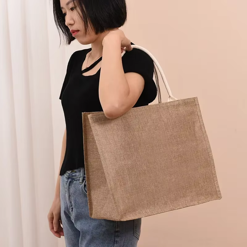Sac en lin peint à la main