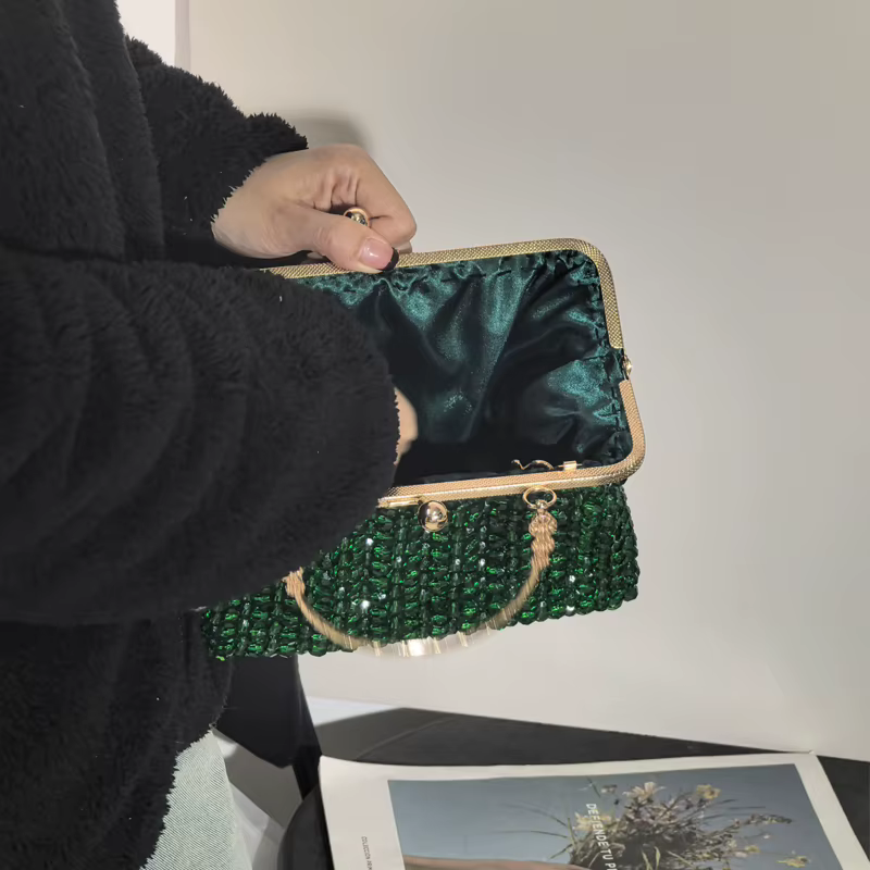 Pochette perlée faite à la main vert émeraude | Sac