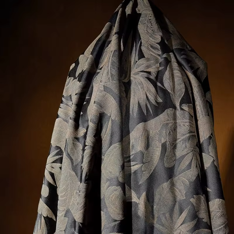 Tissu imprimé feuille de bananier noir
