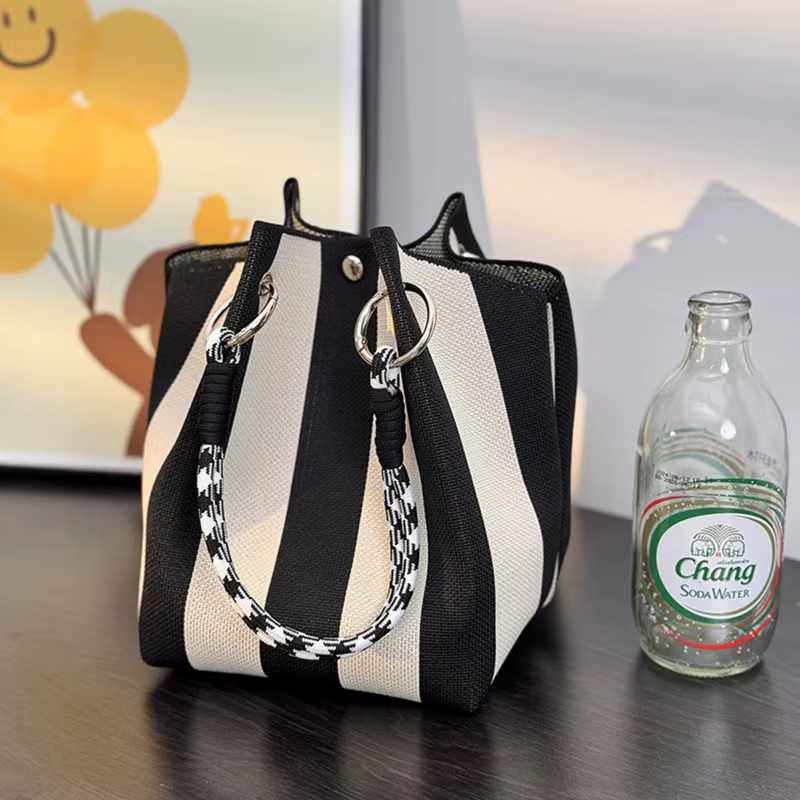 Sac seau tissé multicolore