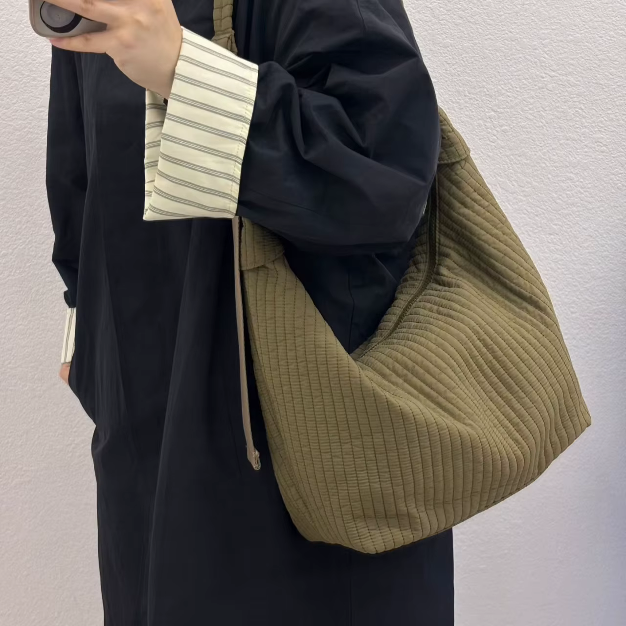 Nylon couleur unie grande capacité fourre-tout décontracté automne polyvalent femme sacs en vente 2025 mode Simple mode sacs à bandoulière